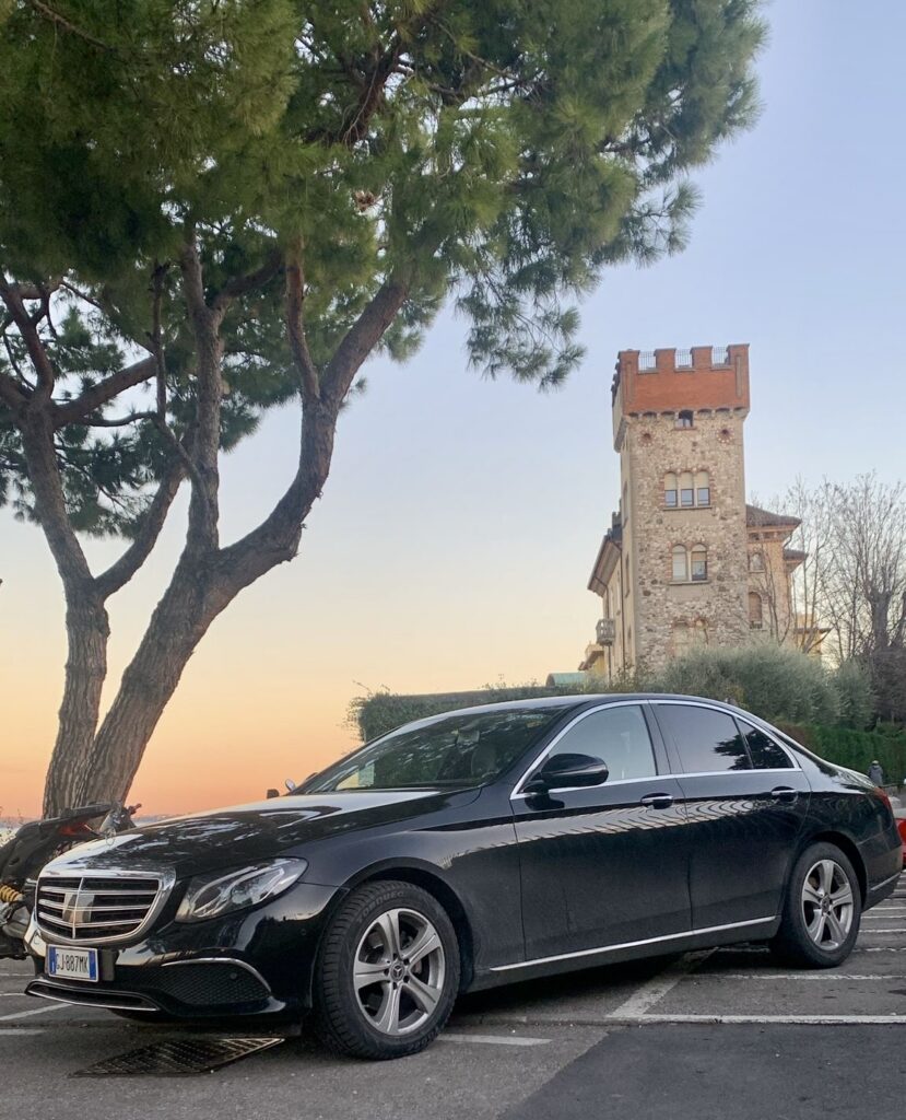 Berlina Mercedes per transfer nelle Dolomiti