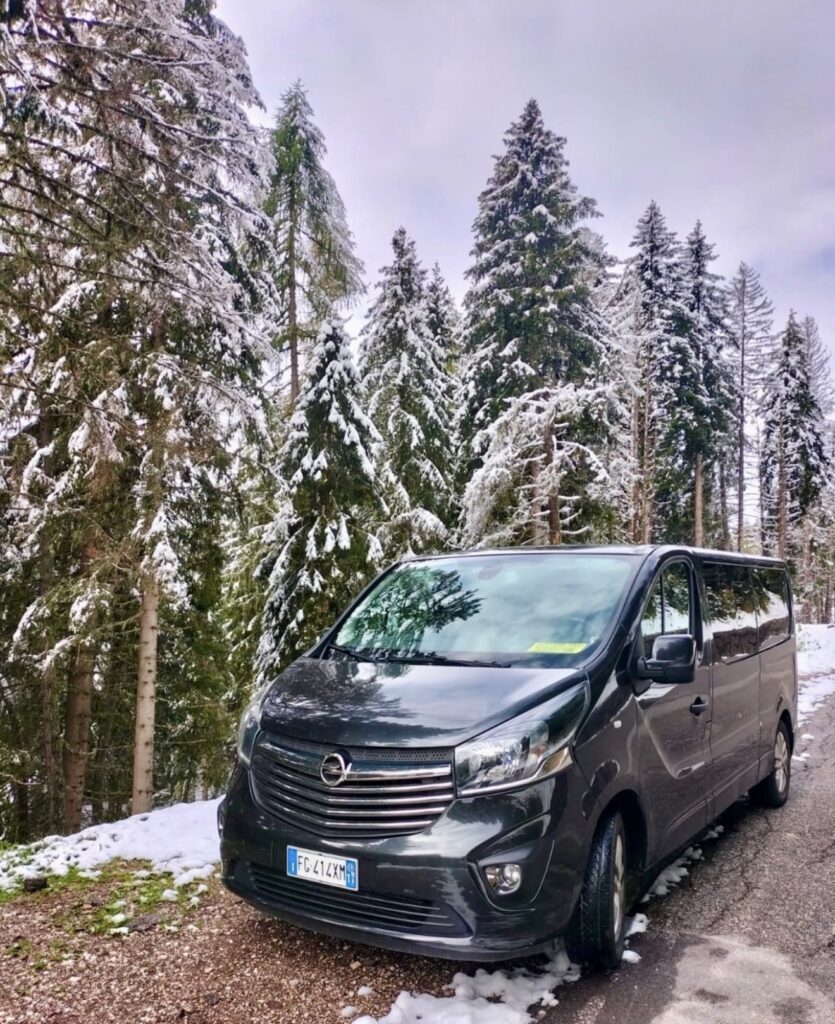 Van per transfer privati nelle Dolomiti in inverno - Ski Taxi