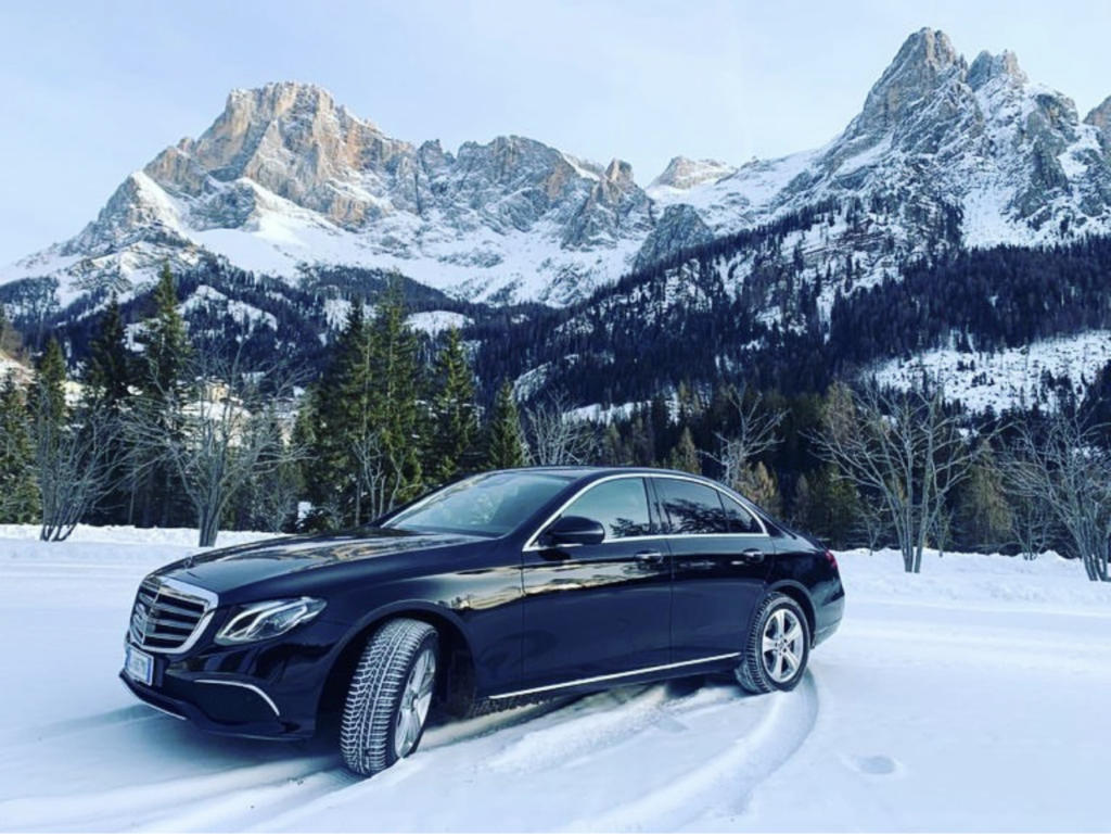 Vettura Happy Travels Dolomiti sulla neve a San Martino di Castrozza
